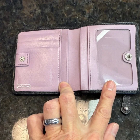 Vintage Coach Black Leather Wallet with Silver Accents - Picture 2 of 10